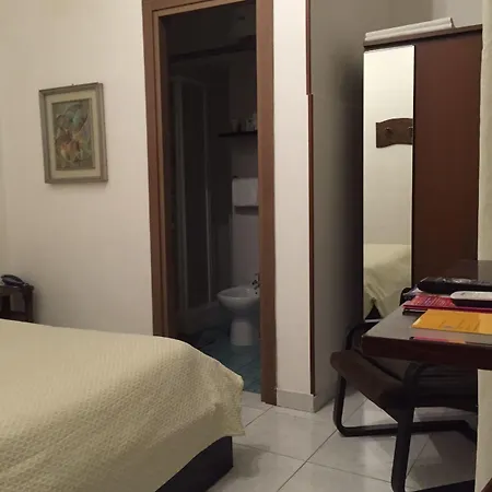 Alojamento de Acomodação e Pequeno-almoço Plebiscito Nápoles