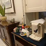 ベッド・アンド・ブレックファスト B＆b ラ レジデンツァ ナポリ