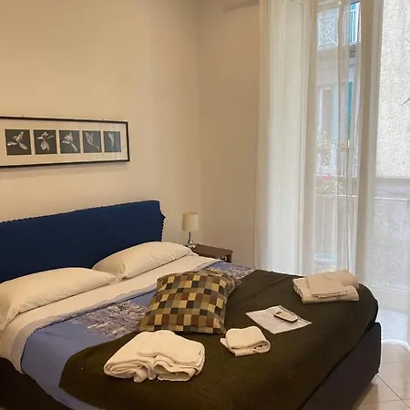 Plebiscito 3* Naples