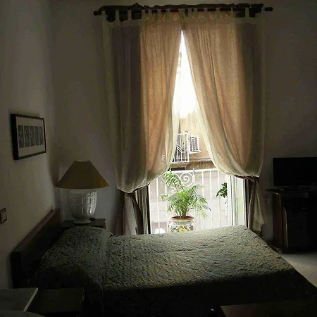 Plebiscito Bed & Breakfast 3*