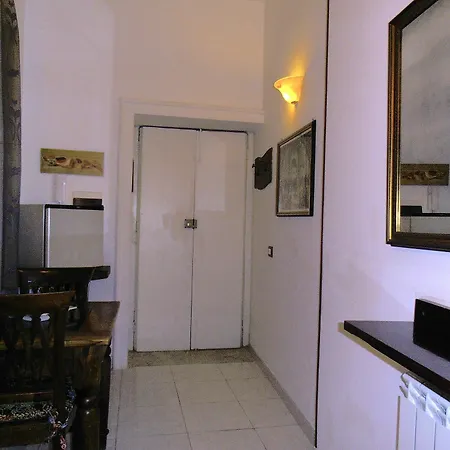 Plebiscito 3* Naples