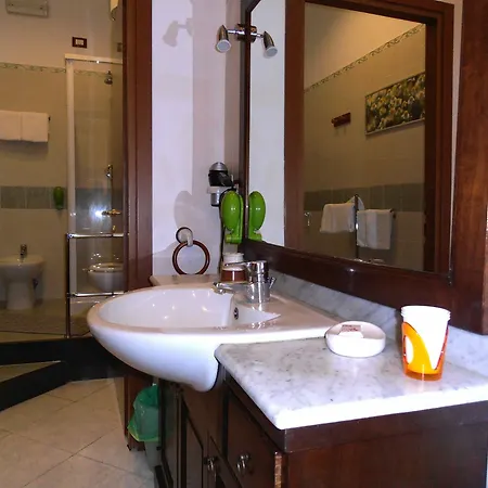 Plebiscito 3* Naples